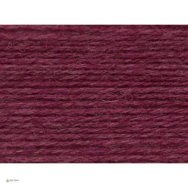 Broderigarn lammeuld 299 Beetroot