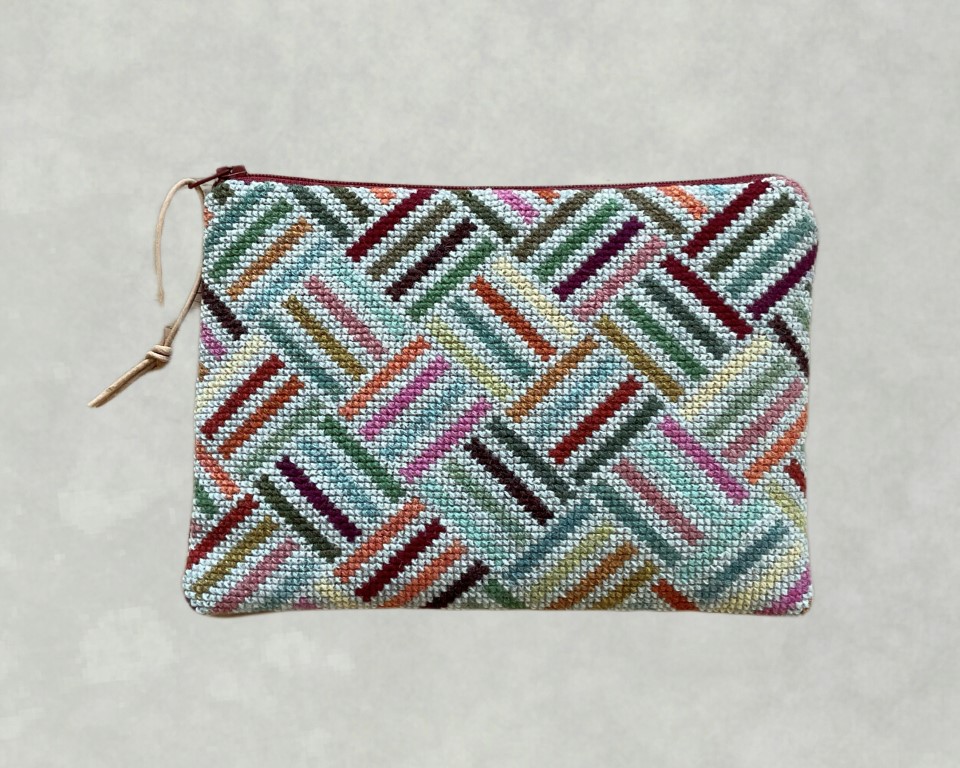 Baldyre broderikit Clutch