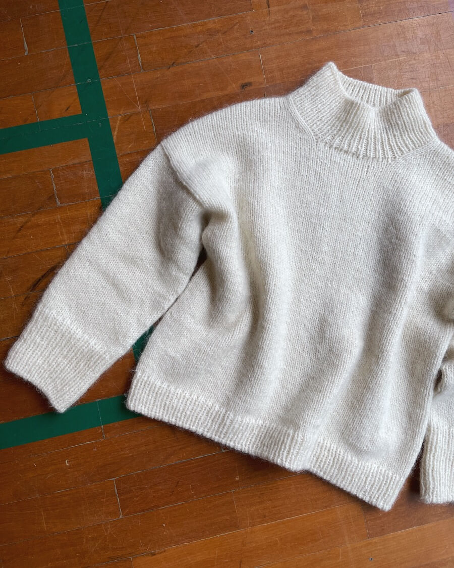 vandrerhjemmet dobbelt springvand Weekend Sweater str. XS - 5XL fra PetiteKnit - strikkeopskrift  (papirudgave) - Kvinde - Tante Hanne