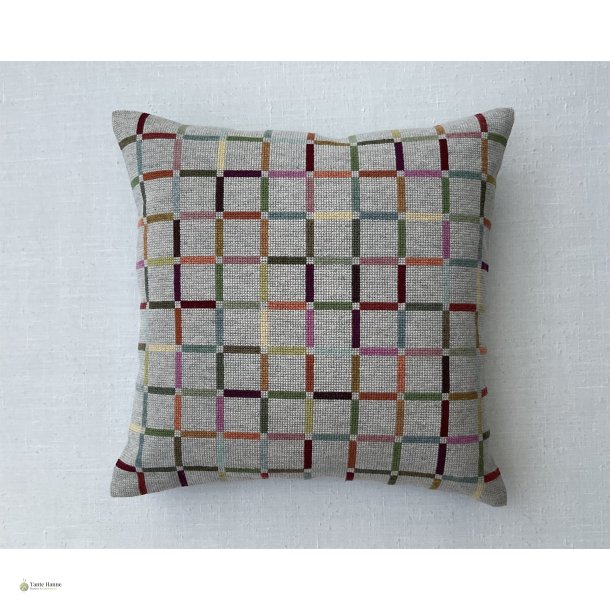 P� Kryds pude Broderipakke fra BALDYRE