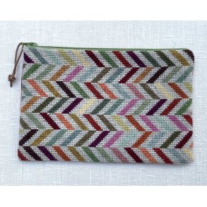 Lucia Clutch Broderipakke fra BALDYRE