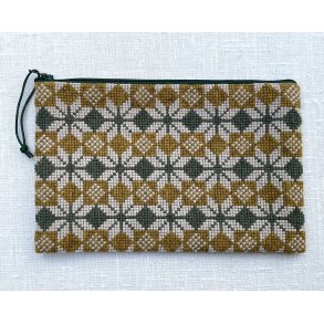 Stella Grn Clutch Broderipakke fra BALDYRE