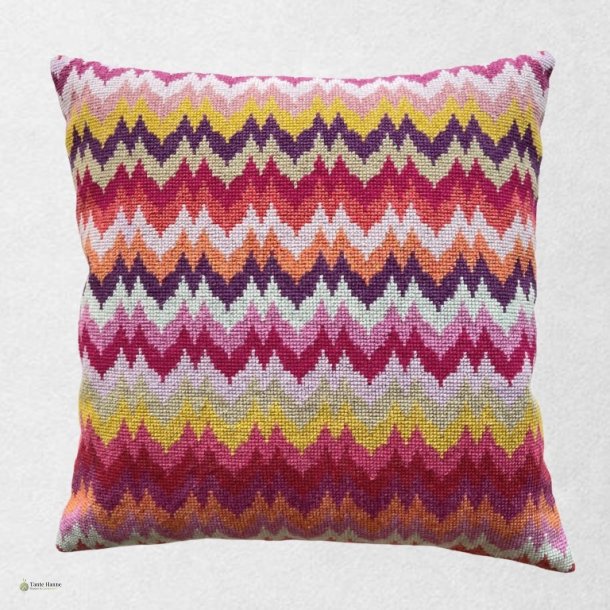 Bali Stramaj pude broderikit fra BALDYRE