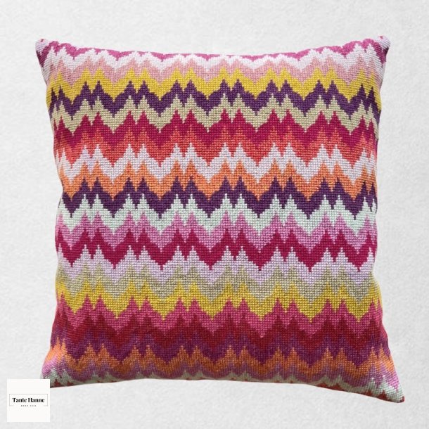 Bali Stramaj pude broderikit fra BALDYRE