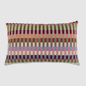 Erna Stramaj pude broderikit fra BALDYRE