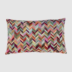 Valdborg Stramaj pude broderikit fra BALDYRE