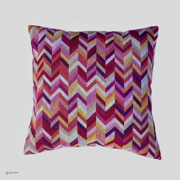 Bazar stramaj pude broderikit fra BALDYRE