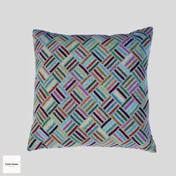 Flettet stramaj pude Broderi kit fra BALDYRE