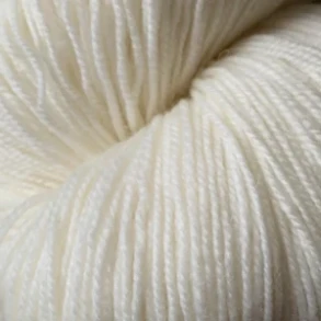 Ufarvet garn Gepard Cash Sock,  70%  merinould, 10%% cashmere, 20% pa 416 m/100 gram