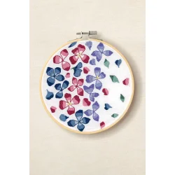 Broderi Kit model Hydrangea Petals - PUNCH NEEDEL St
