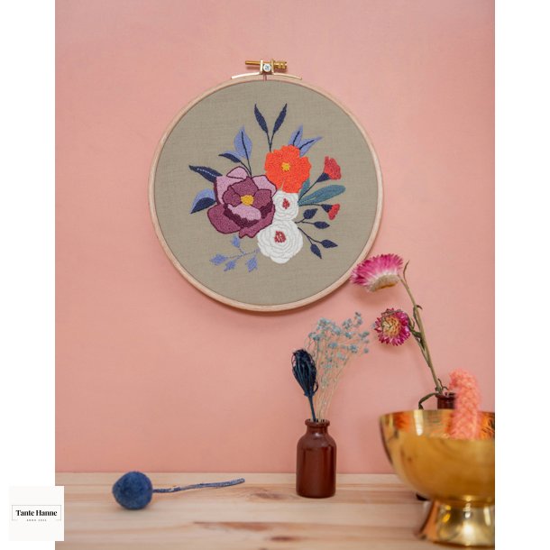 DMC broderibog DMC ECO VITA The Foresters wall