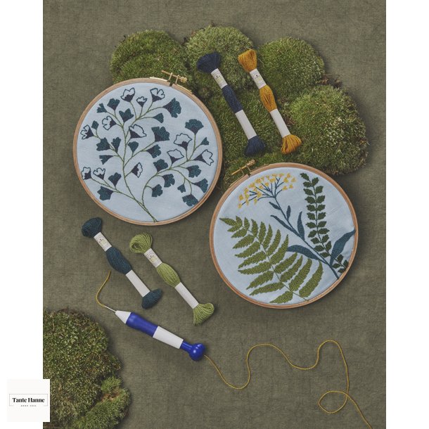 DMC broderibog DMC ECO VITA The Foresters wall