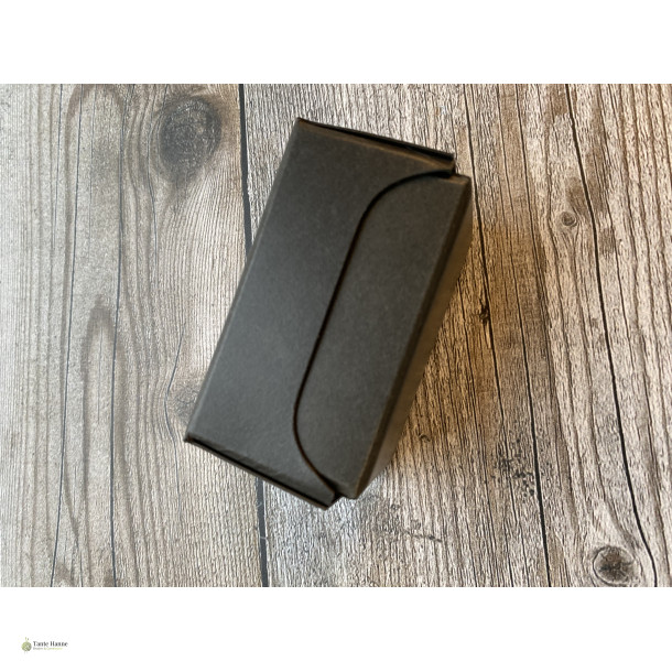 Lille �ske til broderi vindsler med l�g , 8 x 5 cm, h�jde 4 cm 