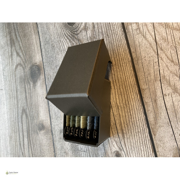 Lille �ske til broderi vindsler med l�g , 8 x 5 cm, h�jde 4 cm 