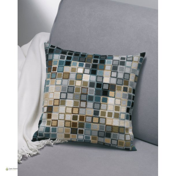 Broderi kit fra Permin- Pixel  i gr/bl farver 38 x 38 cm.