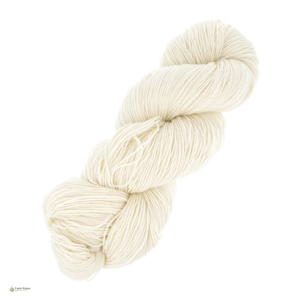 Ufarvet garn RAW 22  Merino ekstra fin 85%, Polyamid 15% , Superwash, 86 m  20 gram