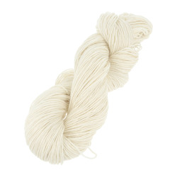 Ufarvet garn RAW 4,  Merino  uld 80% , 20% Silke, Superwash, 250 m/100 gram