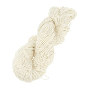 Ufarvet garn RAW 4,  Merino  uld 80% , 20% Silke, Superwash, 250 m/100 gram