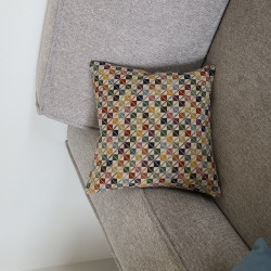 Tante�s tern no. 1 i Pude.  Broderikit 