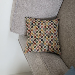 Tante�s tern no. 1 i Pude.  Broderikit 