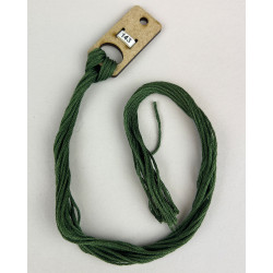 Metalring med holder til broderigarn i tr�.  S�t med 1 ring 10 holder. 