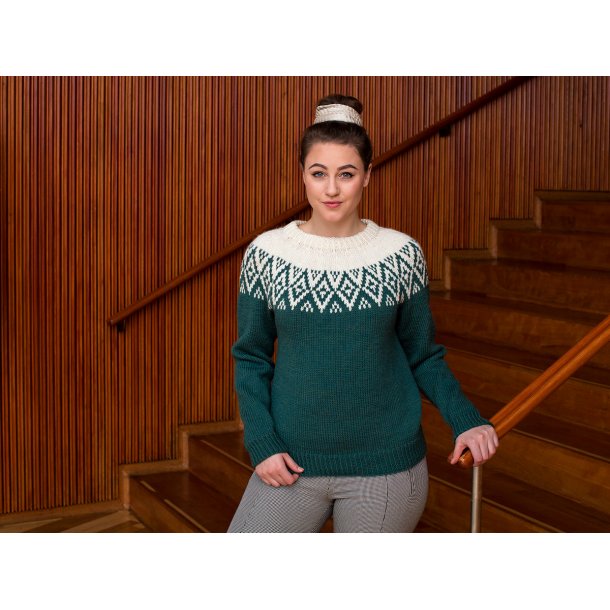 Lykke - fin og feminin sweater - Gratis PDF strikkeopskrift