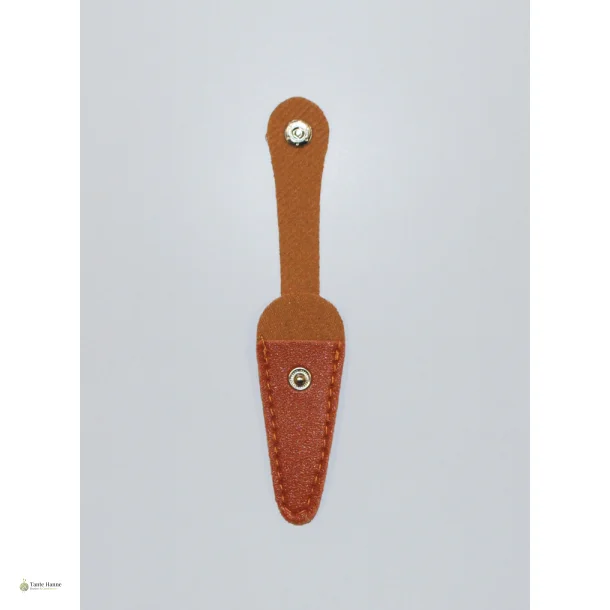 Sakseetui i kunstl�der 